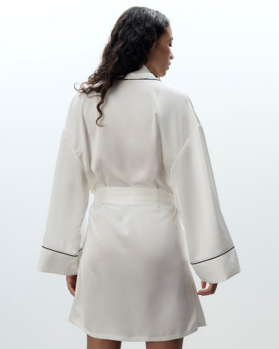 Lydia Satin Kimono Cream/Black